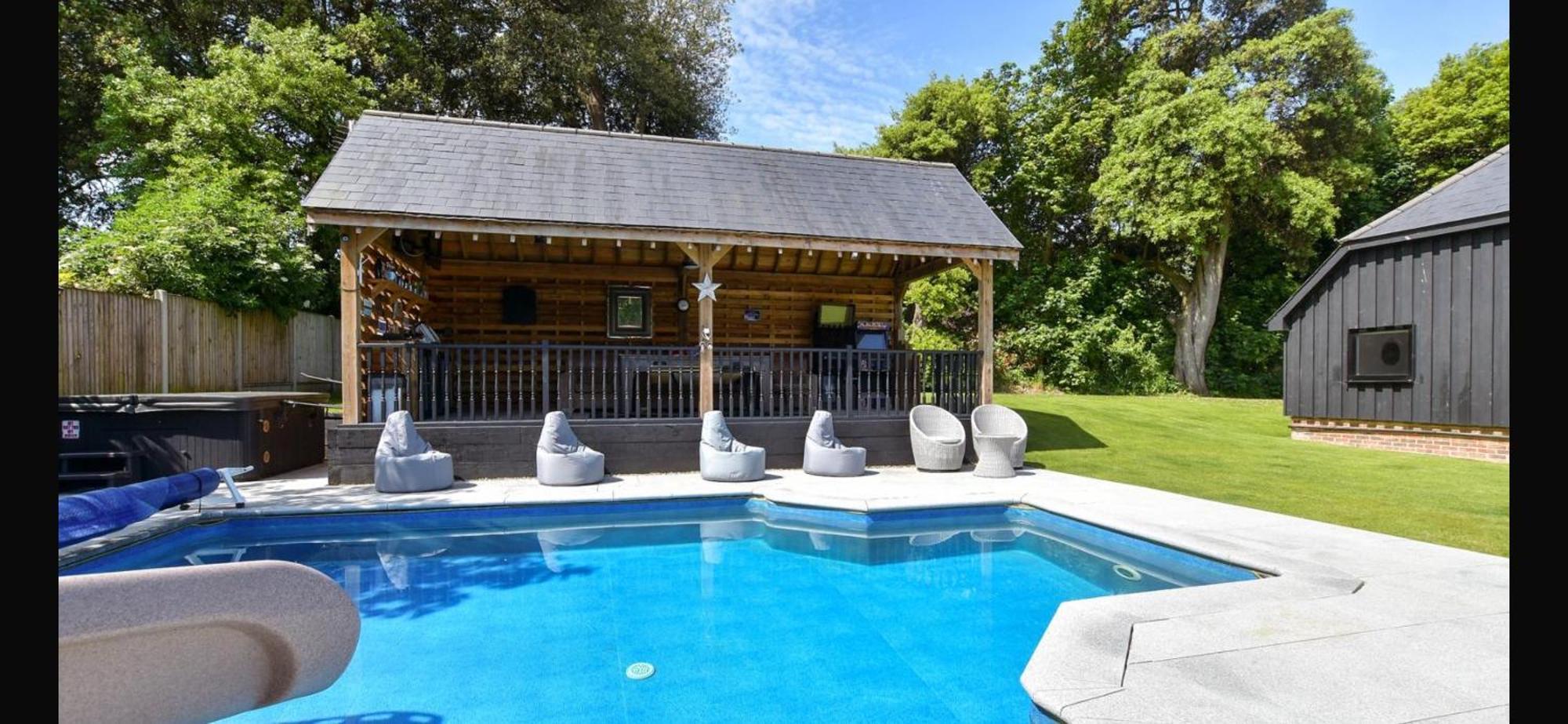 Willa Luxurious Oasis Relax 32C Pool, Jacuzzi Games Bar Deal Zewnętrze zdjęcie